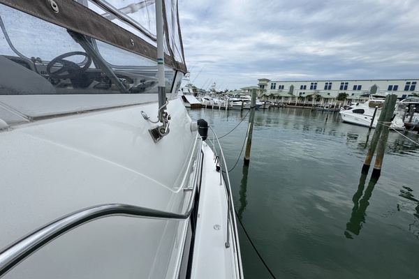 NFA 38ft Sea Ray Yacht For Sale