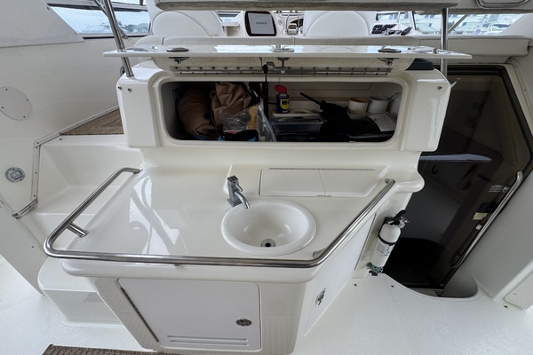 NFA 38ft Sea Ray Yacht For Sale