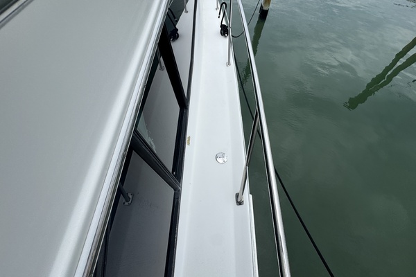 NFA 38ft Sea Ray Yacht For Sale