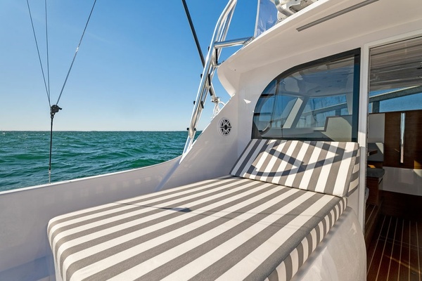 35ft Bertram Yacht For Sale