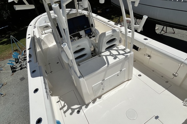 JOBSITE 32ft Cobia Yacht For Sale