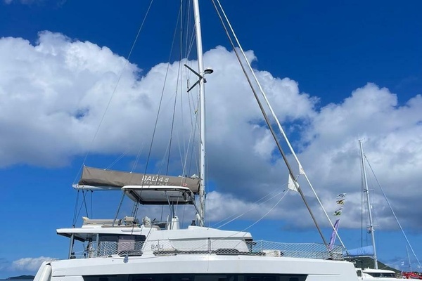 Kharites 48ft Bali Yacht For Sale