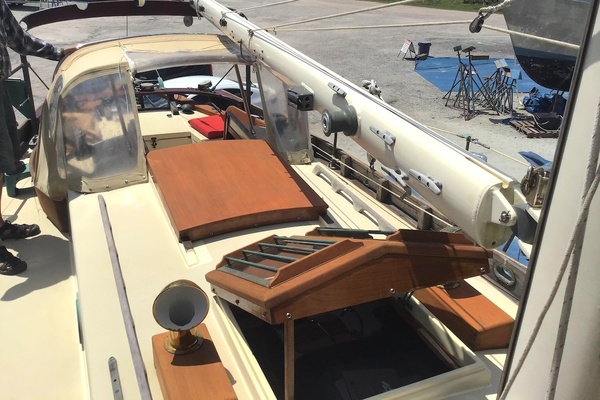 Stravaigin  28ft Bristol Channel Cutter Yacht For Sale