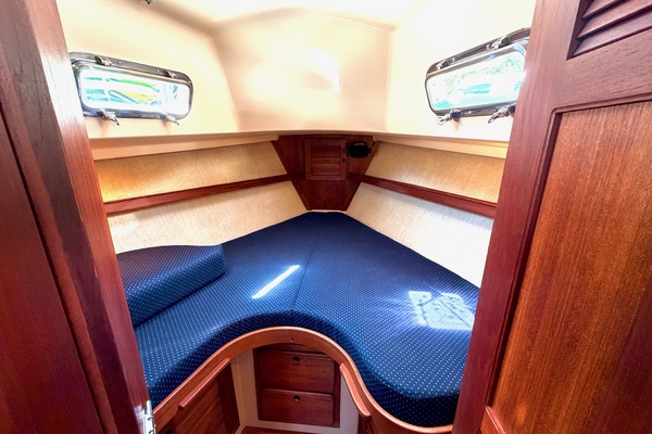 Bright Star 29ft Island Packet Yacht For Sale