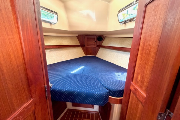 Bright Star 29ft Island Packet Yacht For Sale