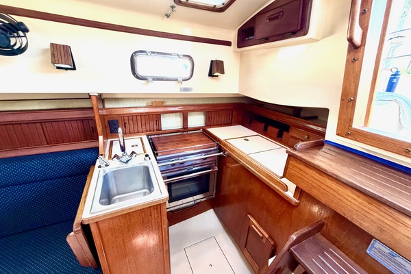 Bright Star 29ft Island Packet Yacht For Sale
