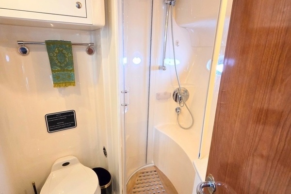 Excitable Buoy 50ft Sea Ray Yacht For Sale