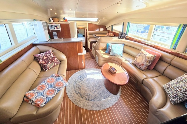 Excitable Buoy 50ft Sea Ray Yacht For Sale