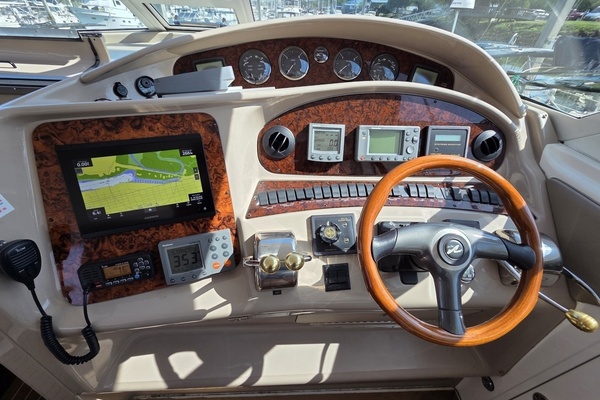 Excitable Buoy 50ft Sea Ray Yacht For Sale