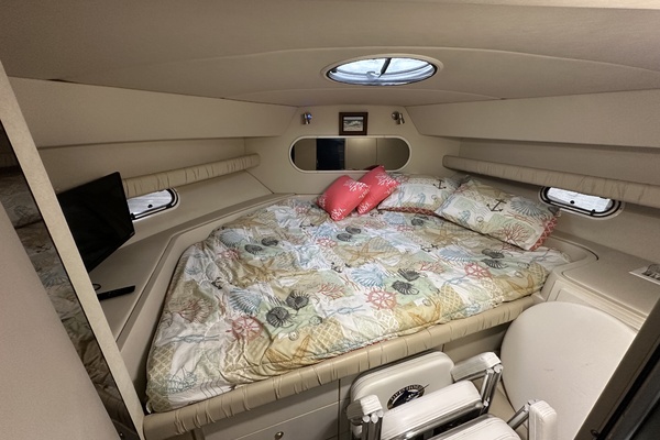 Seahorse III 39ft Cruisers Yachts Yacht For Sale