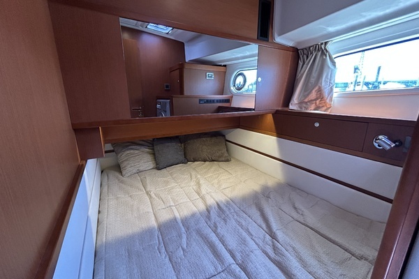 2018 Beneteau 44