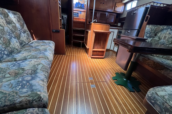 Yankee Clipper 46ft Fisher Yacht For Sale
