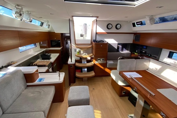 Photo of the 2020 Amel 50 "Eventide"