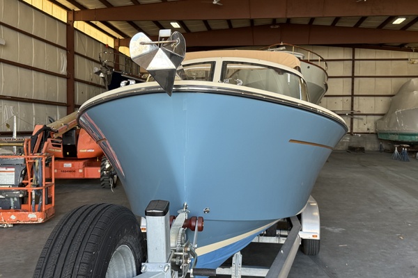 23ft Vanquish Yacht For Sale