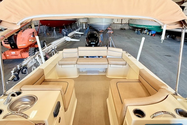 23ft Vanquish Yacht For Sale