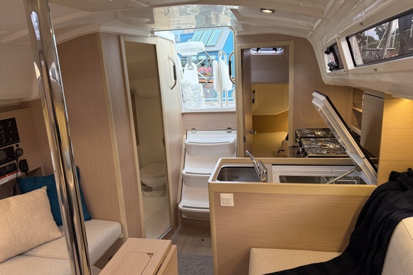 Windfish 31ft Beneteau Yacht For Sale