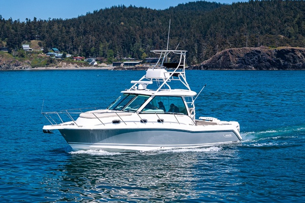 BARB 35ft Boston Whaler Yacht For Sale