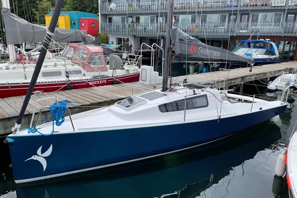 Endeavor 24ft Seascape Yacht For Sale