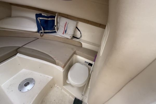 26ft Boston Whaler Yacht For Sale