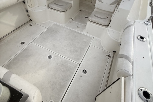 26ft Boston Whaler Yacht For Sale
