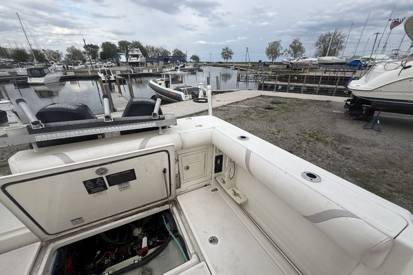 26ft Boston Whaler Yacht For Sale