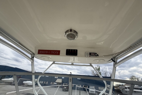 26ft Boston Whaler Yacht For Sale