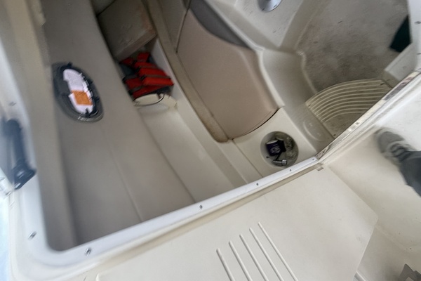26ft Boston Whaler Yacht For Sale