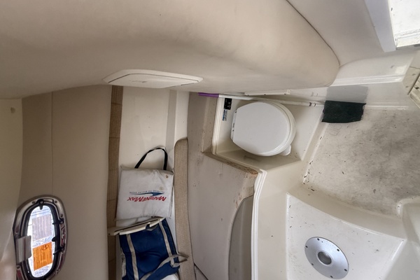 26ft Boston Whaler Yacht For Sale