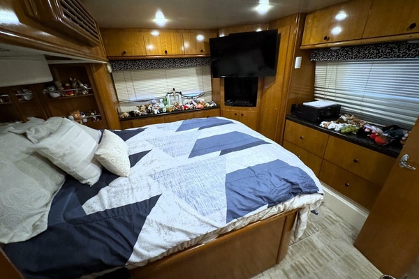 Second Time Around 46ft Carver Yacht For Sale