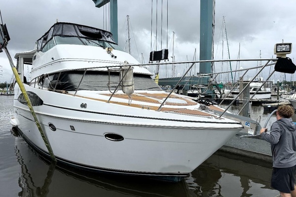 Second Time Around 46ft Carver Yacht For Sale