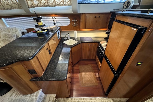 Second Time Around 46ft Carver Yacht For Sale