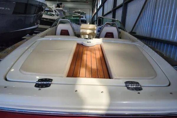 Photo of the 2018 Chris-Craft Launch 23 "2018 Chris-Craft Launch 23"
