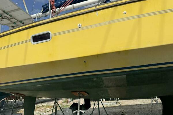 TRANQUILA 35ft RM Yachts Yacht For Sale