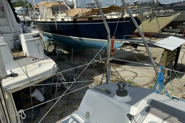 TRANQUILA 35ft RM Yachts Yacht For Sale