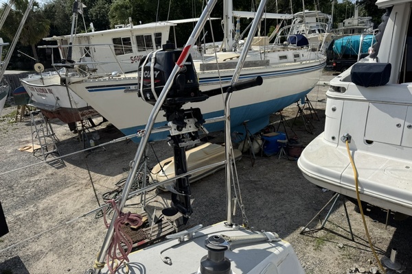 TRANQUILA 35ft RM Yachts Yacht For Sale