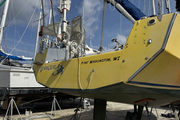 TRANQUILA 35ft RM Yachts Yacht For Sale