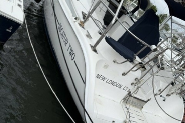 DECATUR TWO 36ft Hunter Yacht For Sale