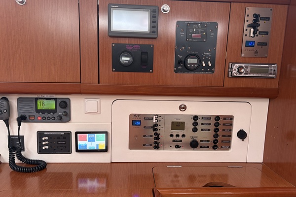 46ft Beneteau Yacht For Sale