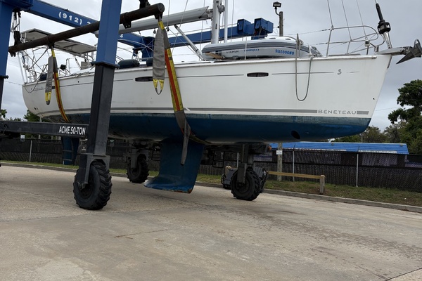 46ft Beneteau Yacht For Sale