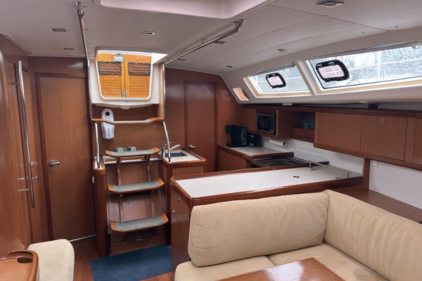 46ft Beneteau Yacht For Sale