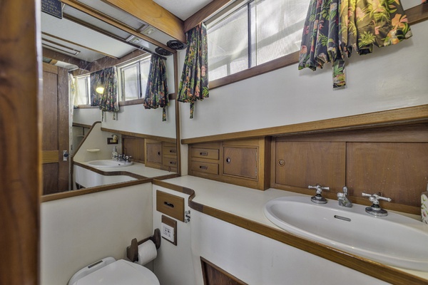 PUNKY 49ft Grand Banks Yacht For Sale