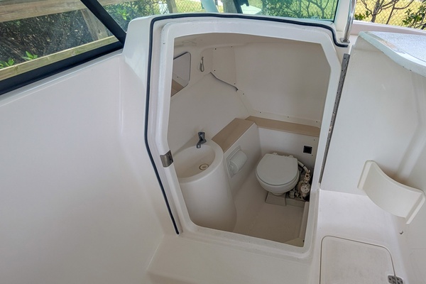 26ft Pursuit Yacht For Sale