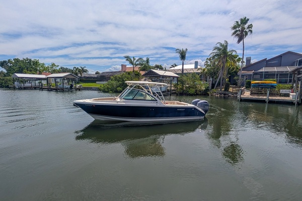 26ft Pursuit Yacht For Sale