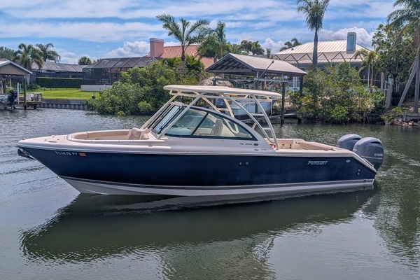 Photo of the 2015 Pursuit DC 265 Dual Console