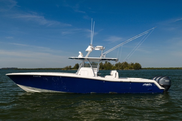 39-ft-Invincible-2015-- Vero Beach Florida United States  yacht for sale