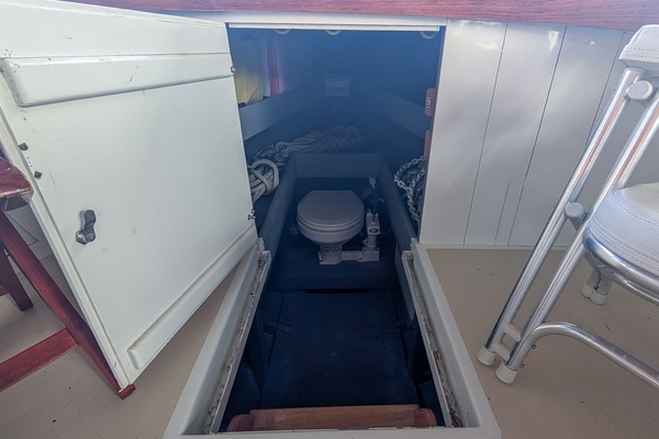 Miss Megan 28ft Custom Yacht For Sale