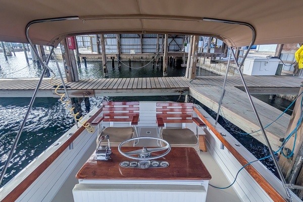 Miss Megan 28ft Custom Yacht For Sale