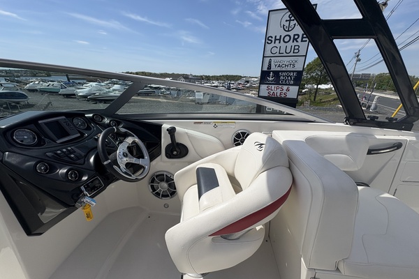 25ft Monterey Yacht For Sale