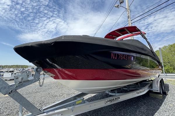 25ft Monterey Yacht For Sale