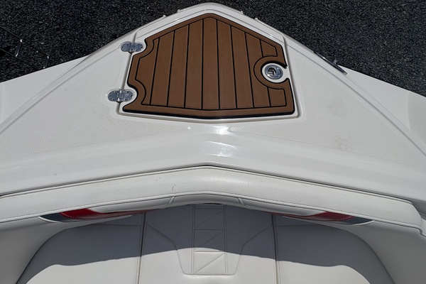 25ft Monterey Yacht For Sale